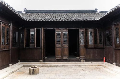 无锡锡山东港镇陈墅书场和陈墅务本堂正式开馆